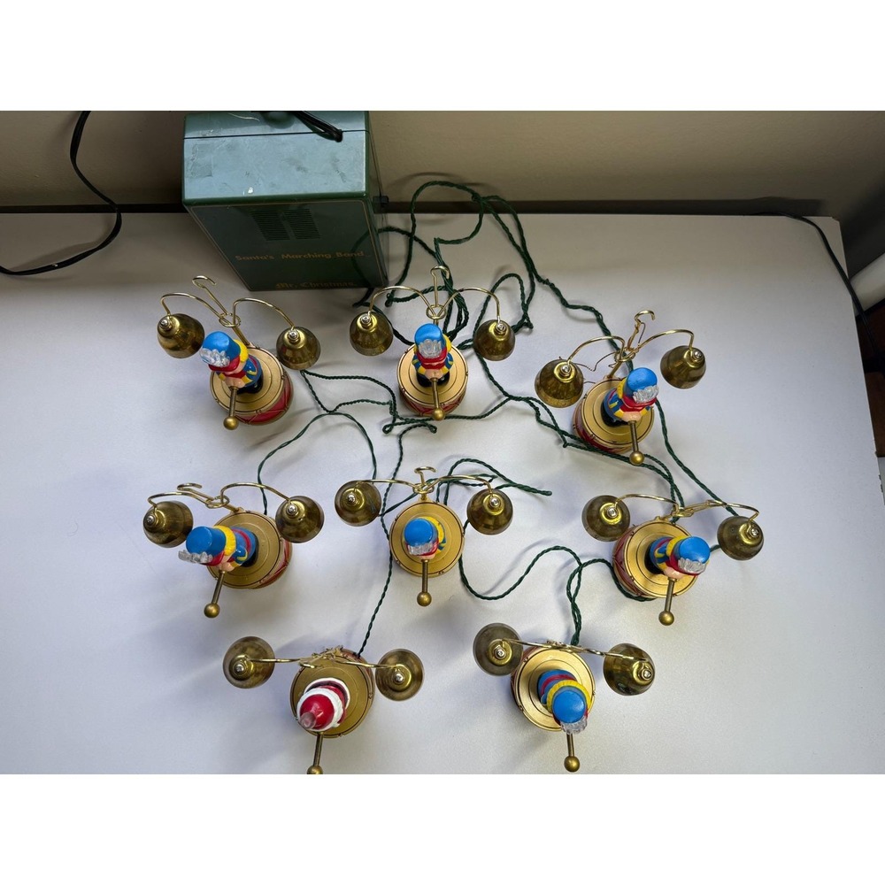 VTG 90s Mr Christmas Santas Marching Band Musical Bell Set 8 Figures. Works. - Picture 7 of 8